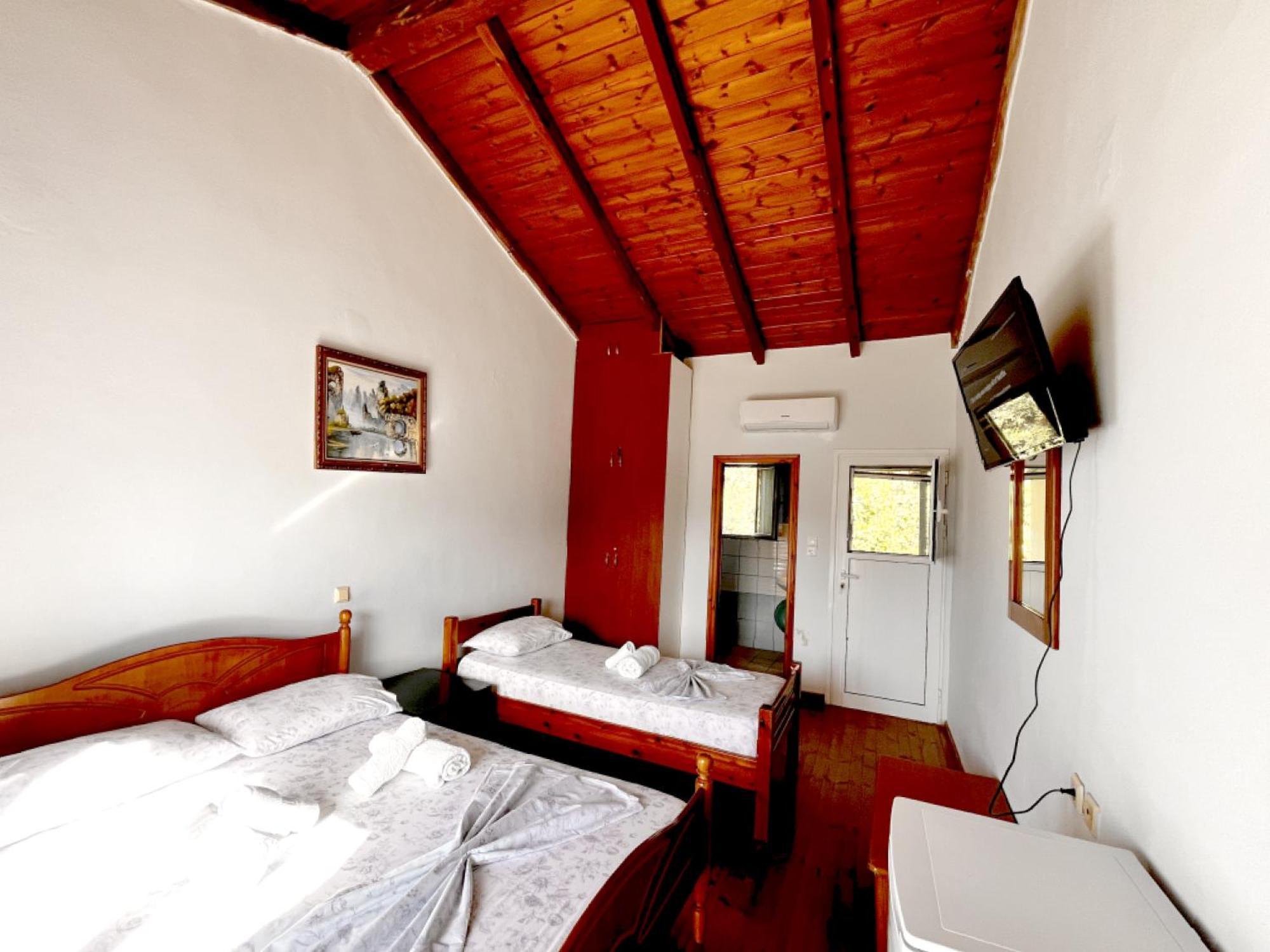 Hotel Sea Horizon House Alexis Himarë Exterior foto